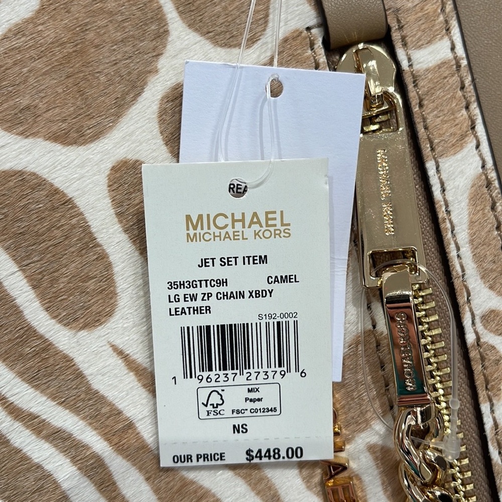 MICHAEL KORS JET SET LARGE EAST WEST ZIP POCKET CHAIN XBODY 
CAMEL
NWT - Picture 9 of 16